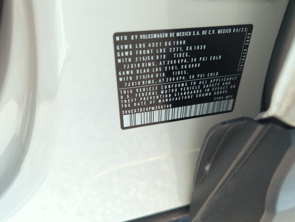 Certified 2023 Volkswagen Taos SE FWD image 40