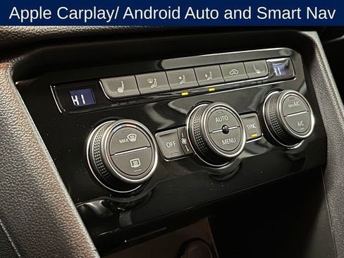 Used 2024 Volkswagen Taos SE image 10