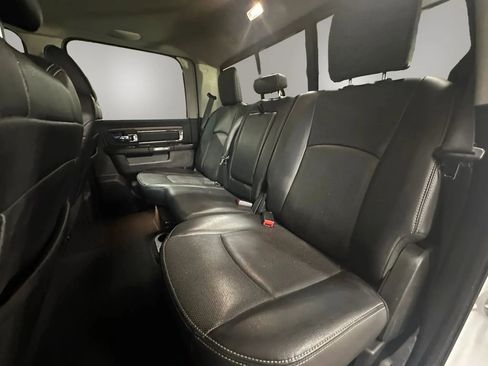 Used 2017 RAM 1500 Laramie w/ Convenience Group AWD/4WD image 19