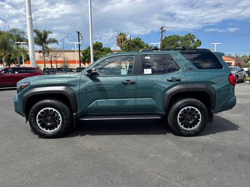 New 2026 Toyota 4Runner TRD Off-Road AWD/4WD image 8
