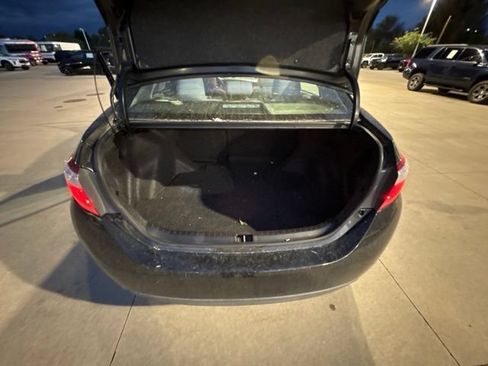 Used 2014 Toyota Corolla LE FWD image 20