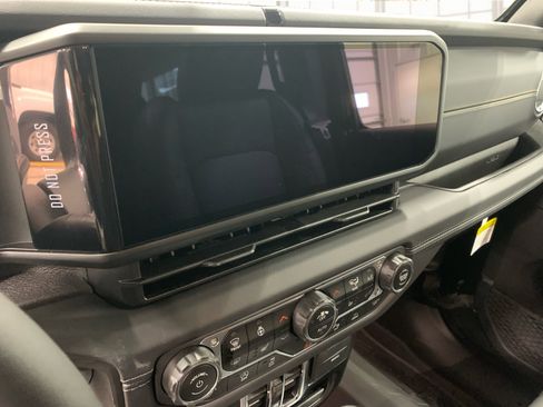 New 2025 Jeep Wrangler Sahara w/ Safety Group image 34