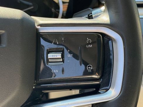 Used 2021 Land Rover Range Rover Velar S AWD/4WD image 18