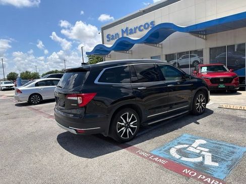 Used 2021 Honda Pilot Touring image 6