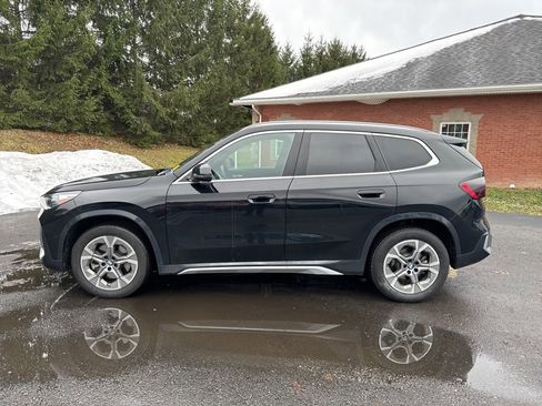 Used 2026 BMW X1 xDrive28i w/ Convenience Package image 2