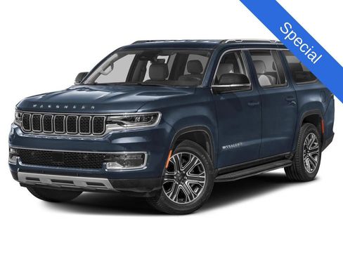 Used 2024 Jeep Wagoneer L Series II w/ Flexible Seating Group image 32