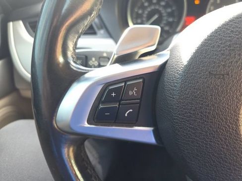 Used 2011 BMW Z4 sDrive30i RWD image 12