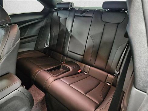 Used 2026 BMW 230i Coupe w/ Premium Package RWD image 15
