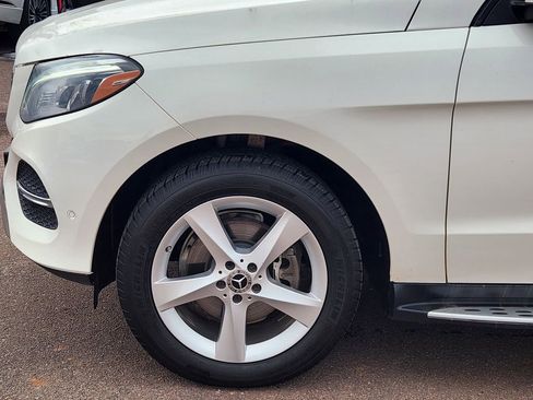 Used 2018 Mercedes-Benz GLE 350 4MATIC image 9