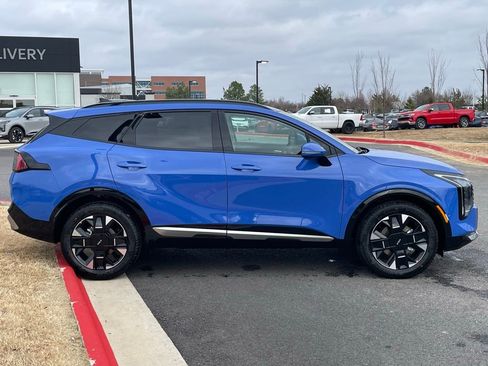 New 2026 Kia Sportage SX image 6