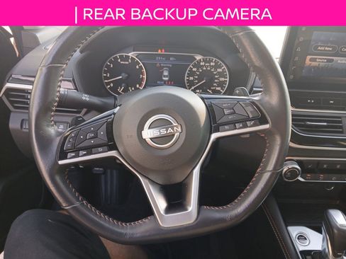 Used 2024 Nissan Altima 2.5 SR w/ SR Premium Package image 13