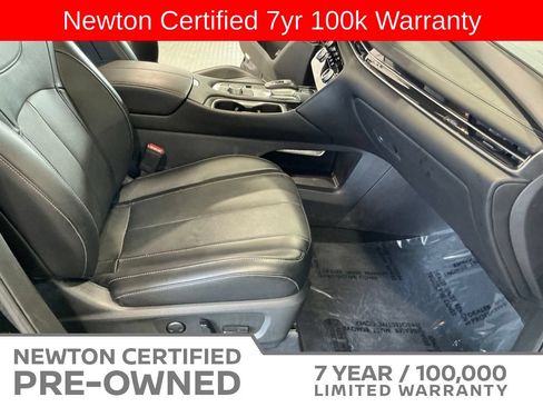 Used 2025 INFINITI QX60 Luxe FWD image 17