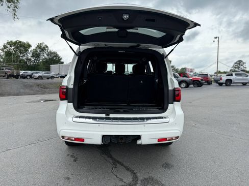 Used 2024 INFINITI QX80 Sensory w/ All-Season Package AWD/4WD image 19