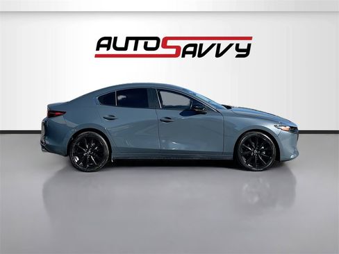 Used 2023 MAZDA MAZDA3 s image 8