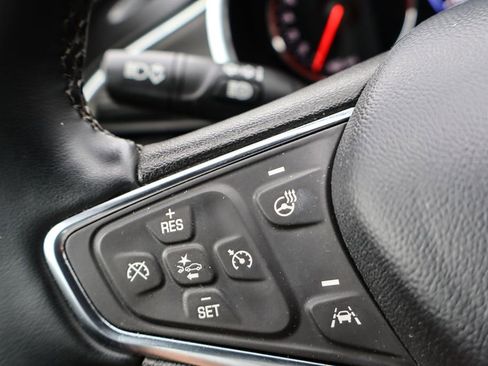 Used 2024 Chevrolet Malibu LT image 25