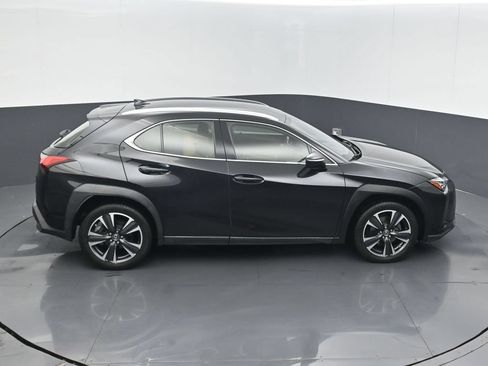 Used 2021 Lexus UX 200 w/ Accessory Package (Z2) FWD image 14