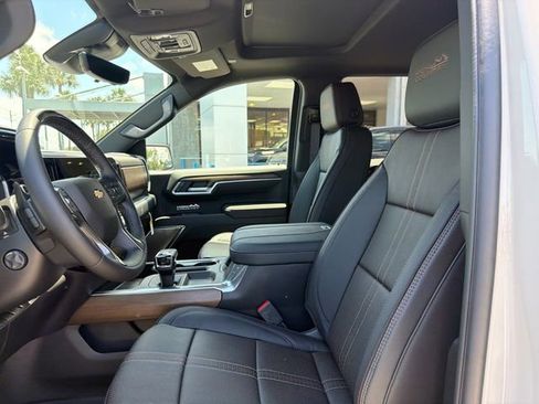 New 2026 Chevrolet Silverado 1500 High Country AWD/4WD image 24