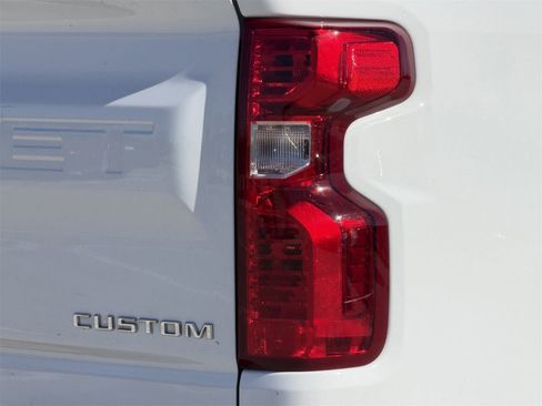 Certified 2024 Chevrolet Silverado 1500 Custom image 7