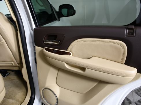 Used 2012 GMC Yukon Denali AWD/4WD image 43