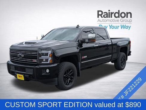 Used 2018 Chevrolet Silverado 3500 LTZ w/ Duramax Plus Package AWD/4WD image 3