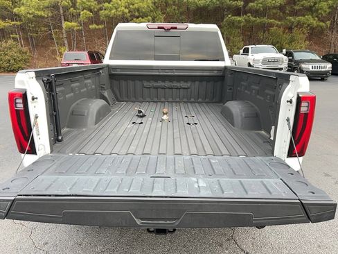 Used 2024 GMC Sierra 3500 Denali Ultimate image 32