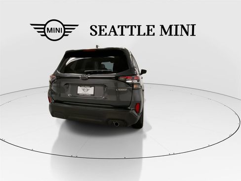 Used 2025 Subaru Forester Touring image 10