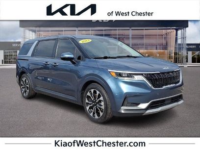 Used 2023 Kia Carnival EX