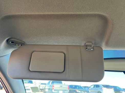 Used 2005 Toyota Corolla CE FWD image 19