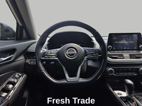 Used 2024 Nissan Altima 2.5 SR FWD image 11