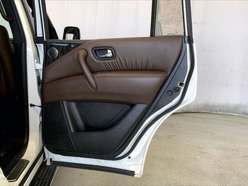 Used 2023 Nissan Armada Platinum w/ Cargo Package image 23