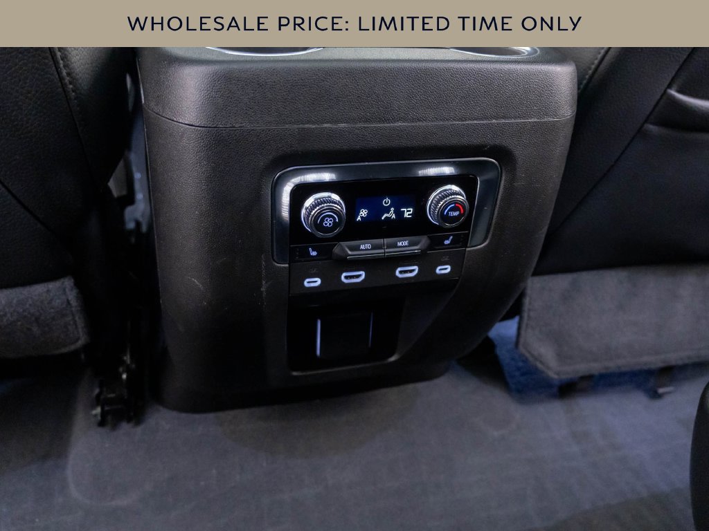 Used 2024 GMC Yukon Denali w/ Denali Reserve Package AWD/4WD image 22