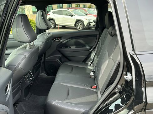 Certified 2025 Subaru Forester Limited AWD/4WD image 22