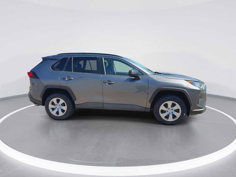 Certified 2021 Toyota RAV4 LE AWD/4WD image 9
