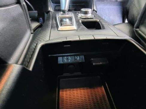 Used 2012 BMW X6 M image 49