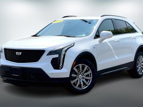 Used 2023 Cadillac XT4 Sport w/ Cold Weather Package image 12