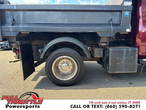 Used 2018 RAM 5500 Tradesman w/ Power & Remote Entry Group image 29