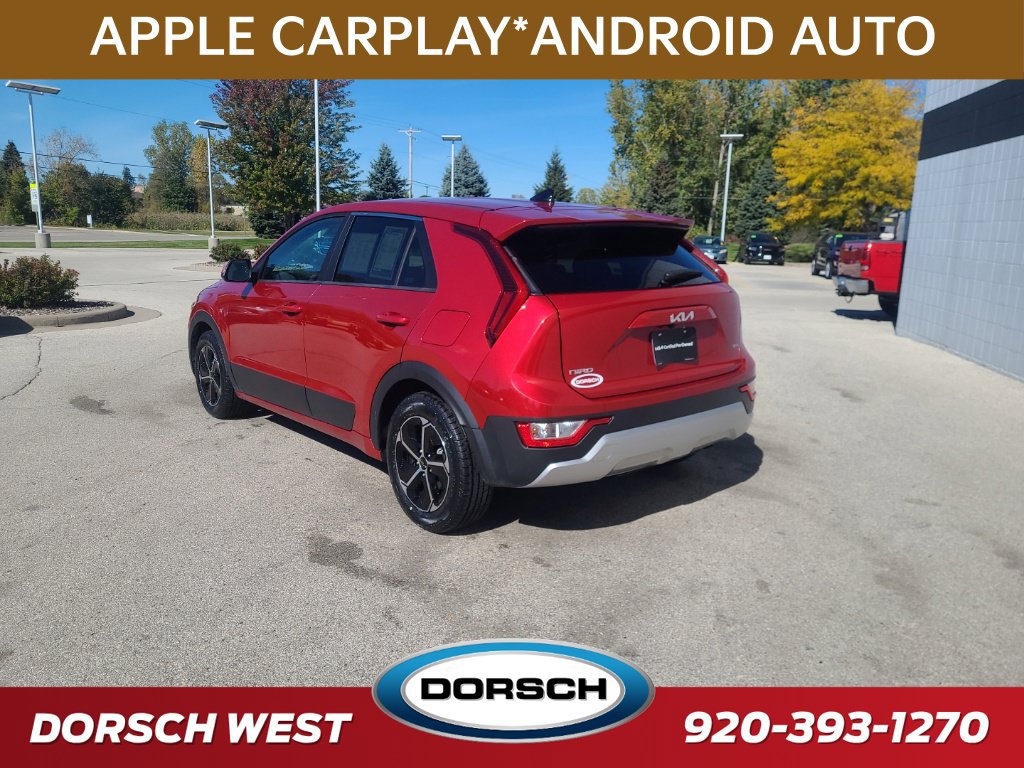 Certified 2025 Kia Niro LX FWD image 3