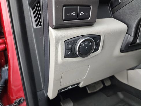 Used 2021 Ford F250 XLT w/ XLT Premium Package image 38