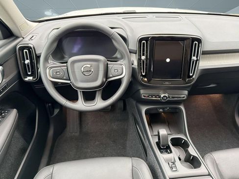 New 2026 Volvo XC40 B5 Core image 26