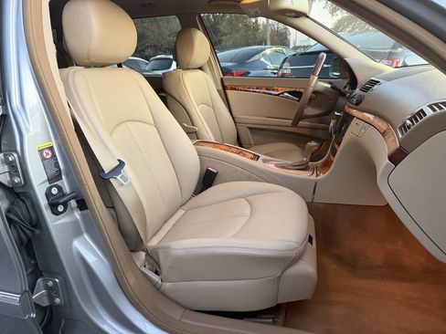 Used 2008 Mercedes-Benz E 350 4MATIC Wagon image 13