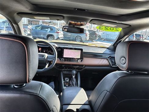 Certified 2023 GMC Canyon AT4 w/ AT4 Premium Package image 21