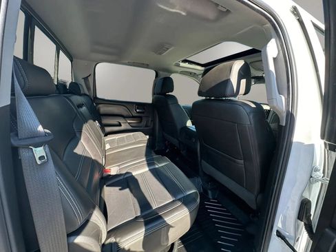 Used 2018 GMC Sierra 1500 Denali AWD/4WD image 18