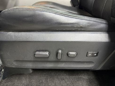 Used 2017 Ford Expedition EL Limited w/ Equipment Group 301A AWD/4WD image 12