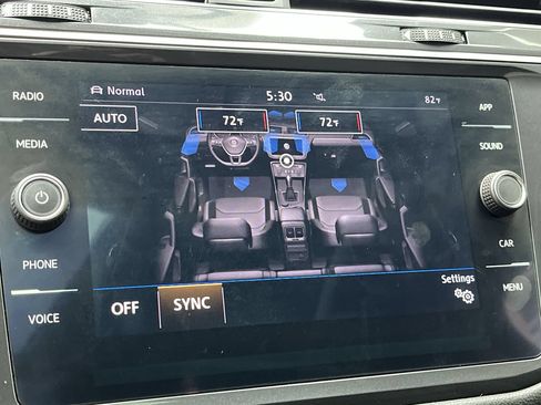 Used 2018 Volkswagen Tiguan SE w/ Panoramic Sunroof Package AWD/4WD image 20