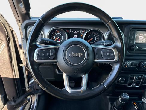 Used 2020 Jeep Gladiator Sport w/ Quick Order Package 24S AWD/4WD image 27