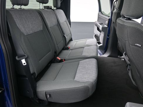 New 2026 Ford F250 XLT w/ XLT Premium Package AWD/4WD image 18