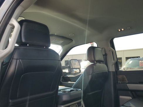 Certified 2024 Ford F250 Lariat w/ Lariat Ultimate Package image 13