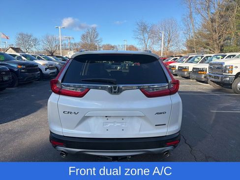 Used 2019 Honda CR-V Touring image 4