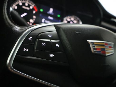 Used 2020 Cadillac XT5 Luxury FWD image 21
