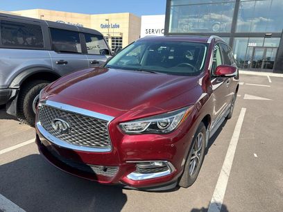 Used 2019 INFINITI QX60 Luxe w/ Essential Package